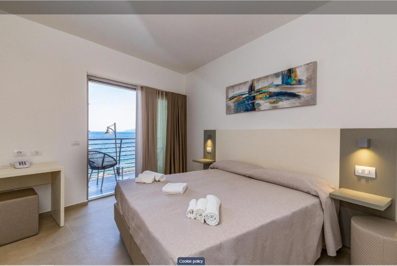 Hotel Caramare Cala Gonone Kültér fotó