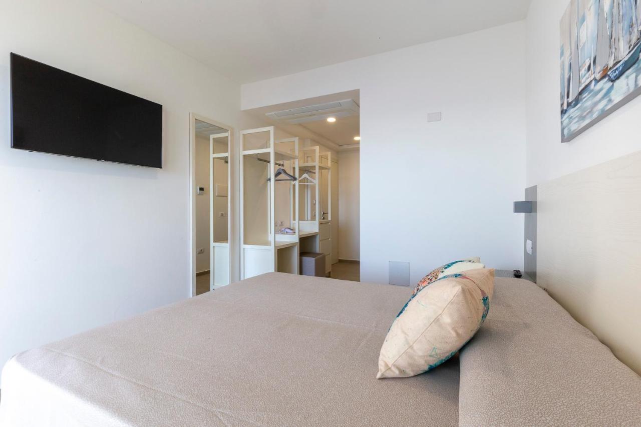 Hotel Caramare Cala Gonone Kültér fotó